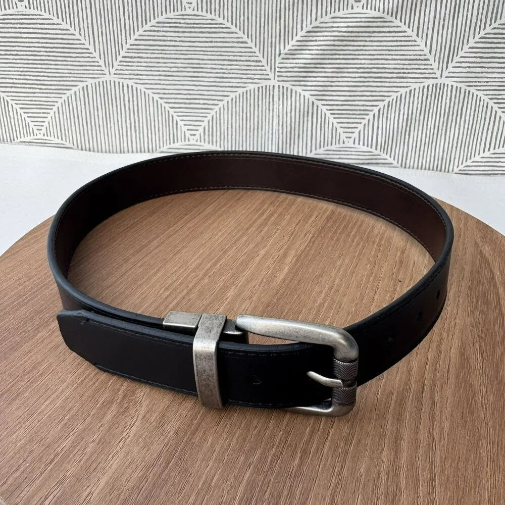 Levis Black Dark Brown Reversable Leather Belt silver Buckle Boys Size S/M 22-24